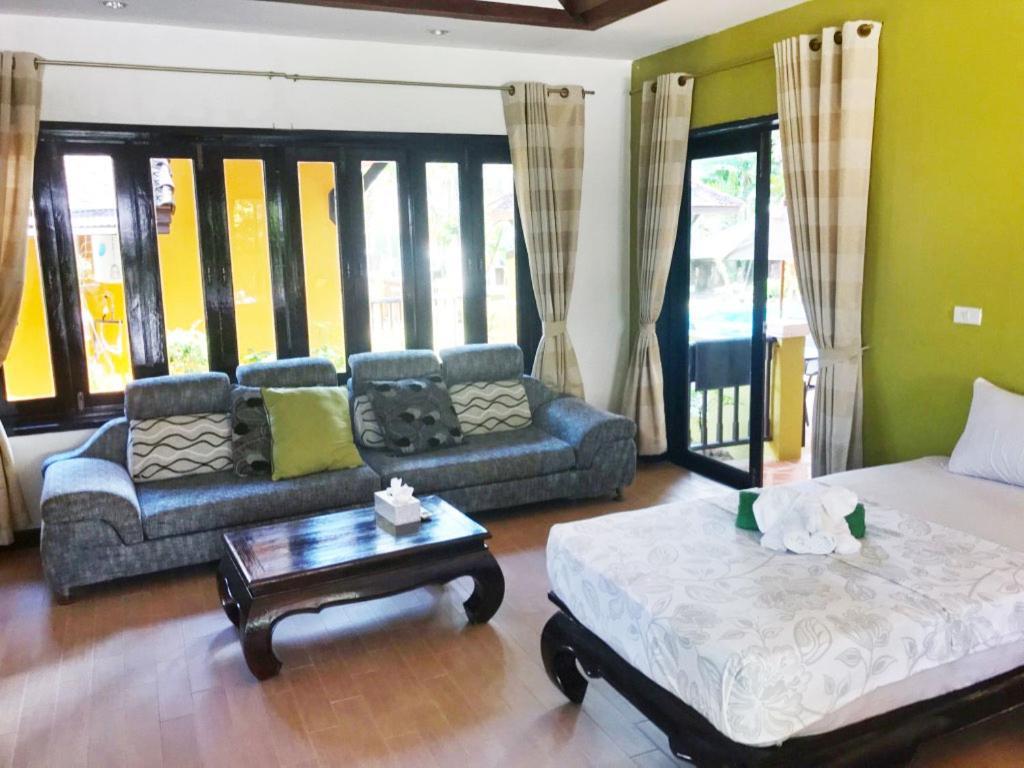Villa Chaya Khao Lak Dış mekan fotoğraf